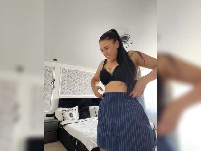 go to chat with Potifays