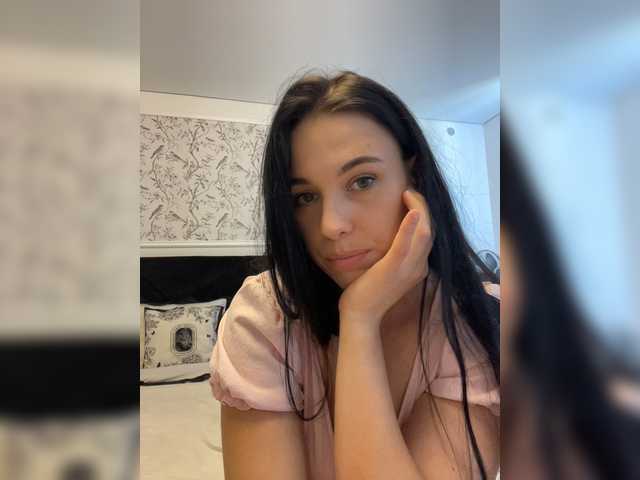 go to chat with Potifays