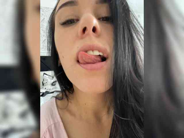 Potifays Sex Cam Show