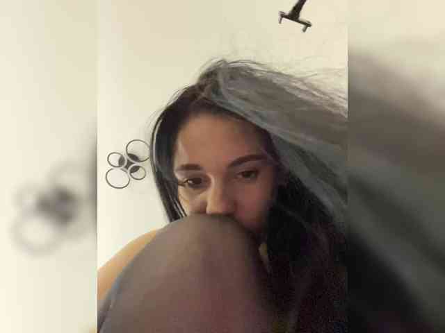 Potifays Sex Cam Show
