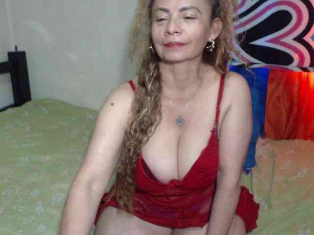 Monicatorres66 webcam
