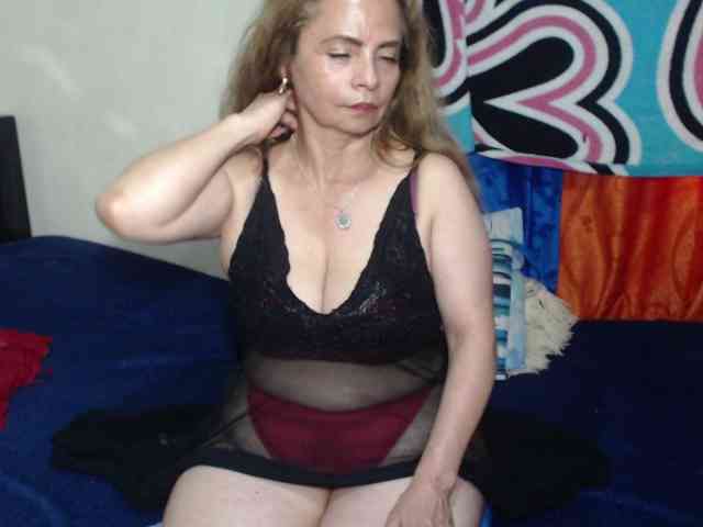 Monicatorres66 webcam