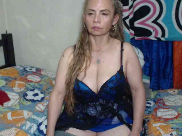 Monicatorres66 webcam