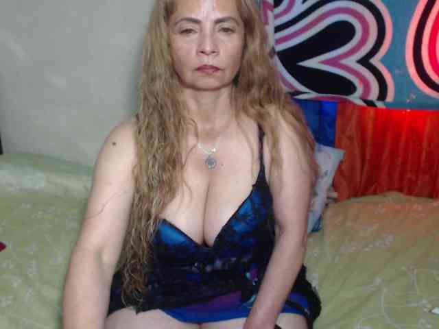 Monicatorres66 webcam