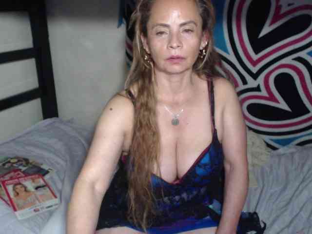 Monicatorres66 webcam