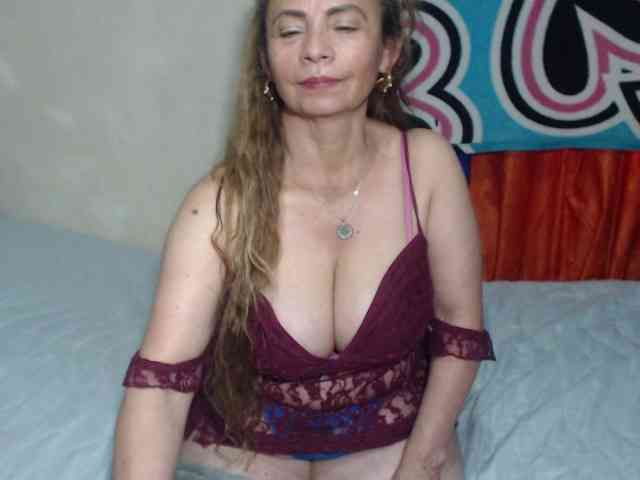 Monicatorres66 webcam