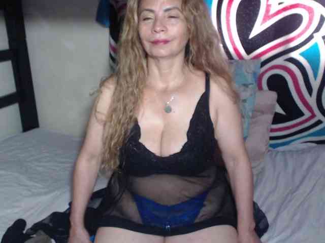 Monicatorres66 webcam