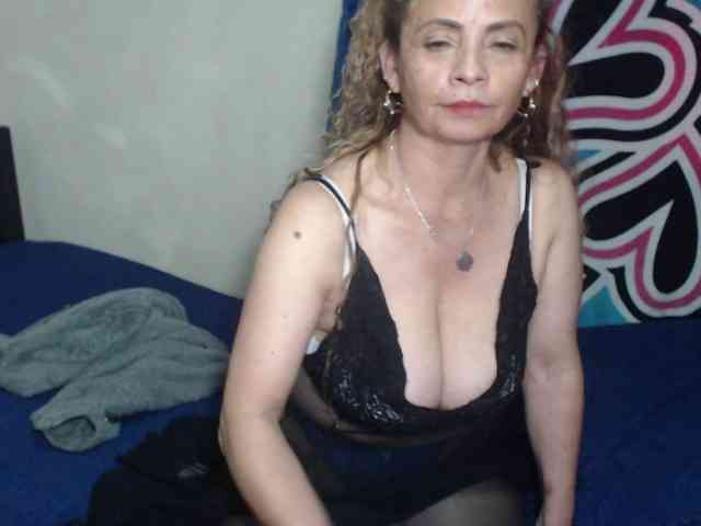 Monicatorres66 webcam