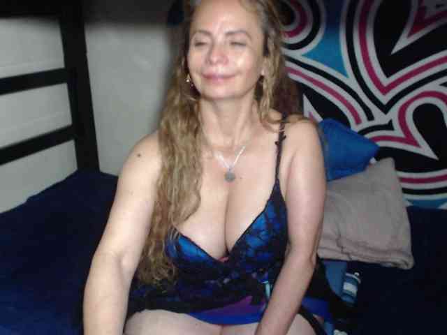 Monicatorres66 webcam