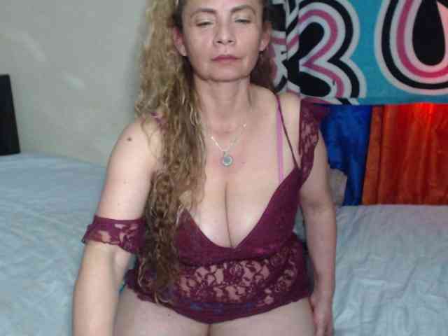 Monicatorres66 webcam