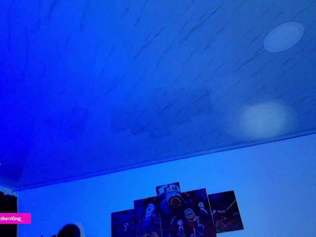 nicorobin live sex show