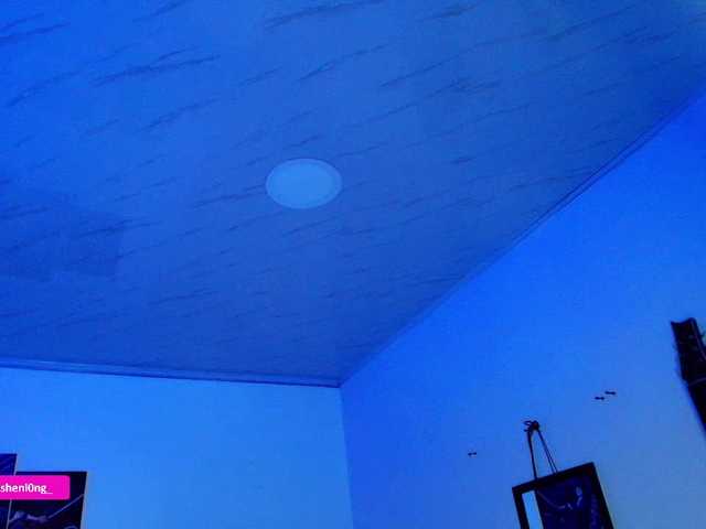 Nicorobin live webcam show