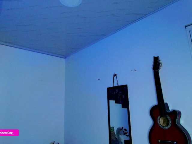Nicorobin live webcam show