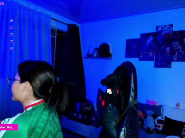 nicorobin live sex show