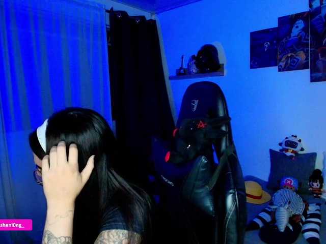 nicorobin live sex show