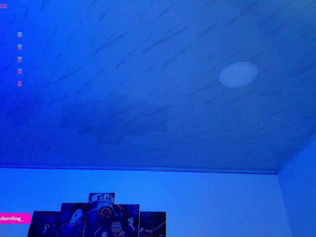 Nicorobin — live female cam
