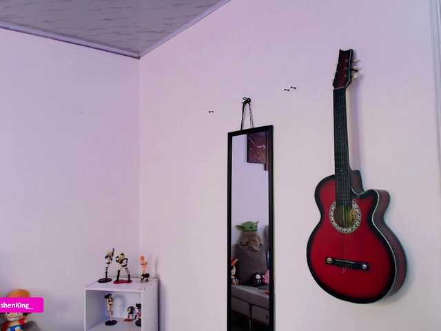 Nicorobin live webcam show