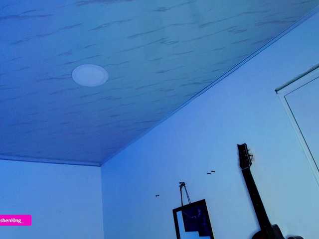 Nicorobin live webcam show