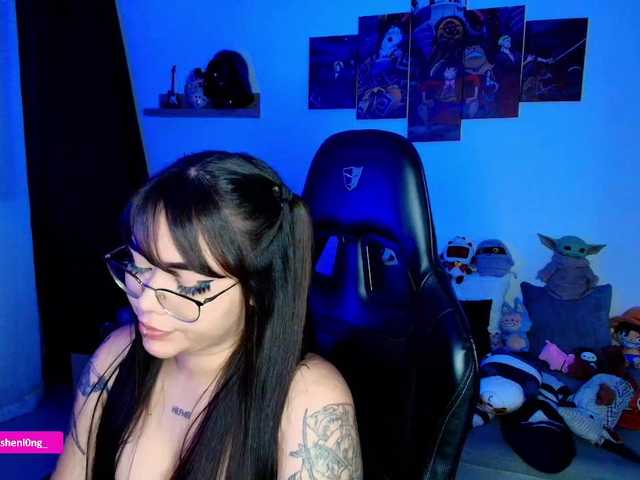 Nicorobin live webcam show
