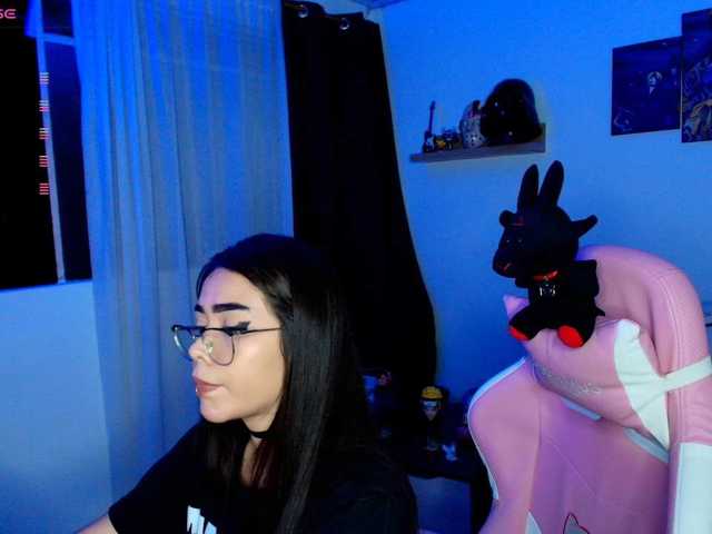 Nicorobin, en directo ahora en BongaCams