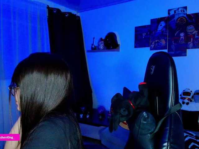 Nicorobin live webcam show