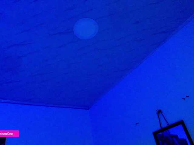 Nicorobin live webcam show