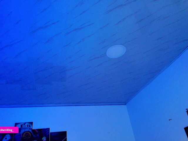 Nicorobin live webcam show