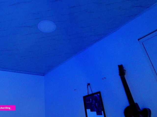 Nicorobin live webcam show