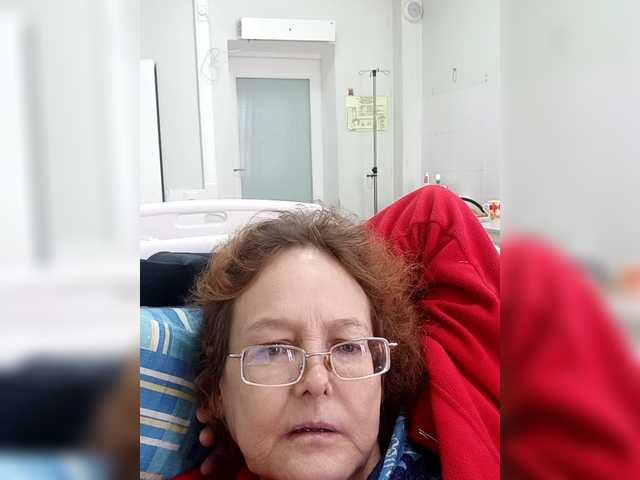 Madam-oss's BongaCams show and profile