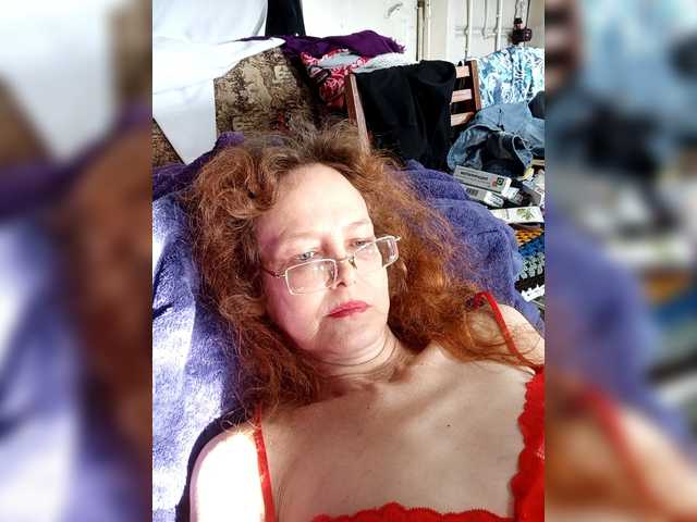 Madam-oss's BongaCams show and profile