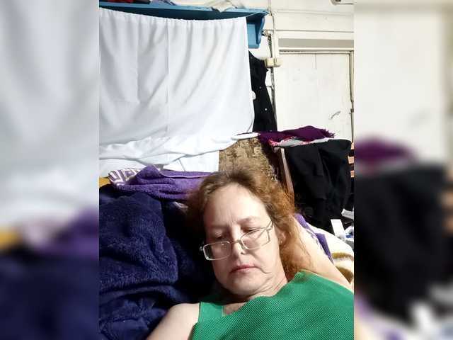 Madam-oss's BongaCams show and profile