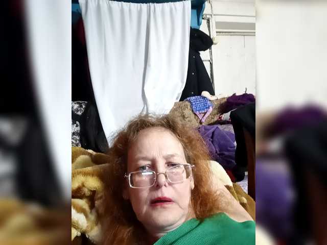 Madam-oss's BongaCams show and profile