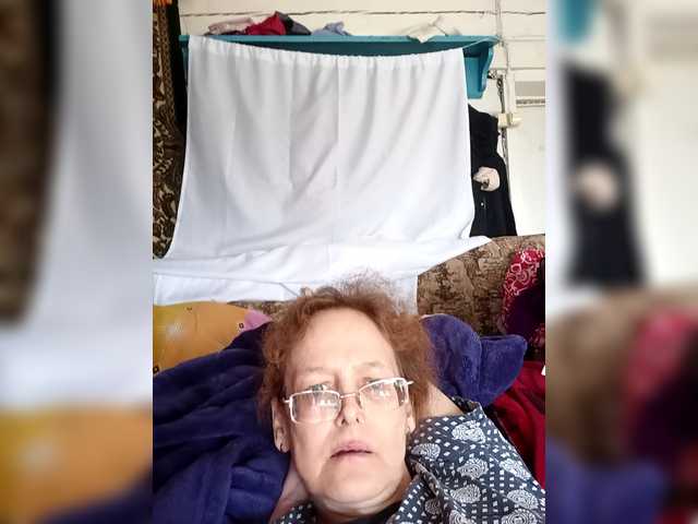 Madam-oss's BongaCams show and profile