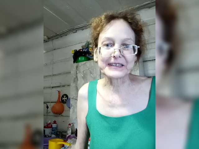 Madam-oss's BongaCams show and profile