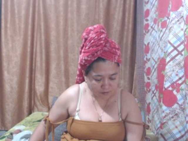 Precious0088 live cam on BongaCams