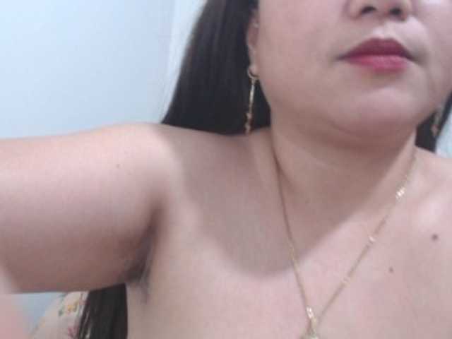 Precious0088 live cam on BongaCams
