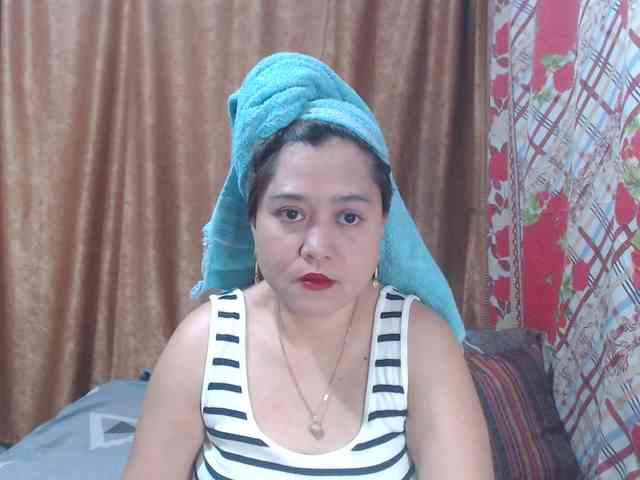 Precious0088 webcam
