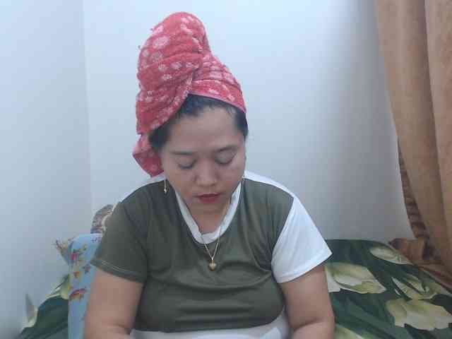 Precious0088 webcam