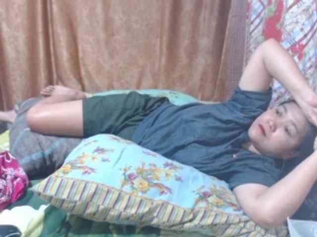 Precious0088 webcam