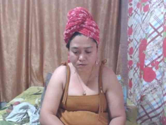 Precious0088 webcam