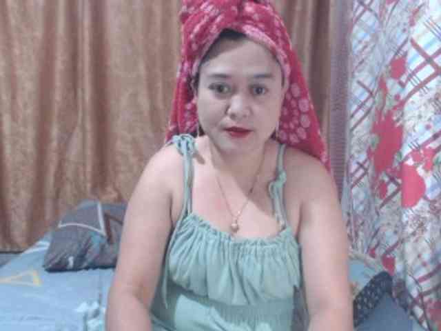 Precious0088 webcam
