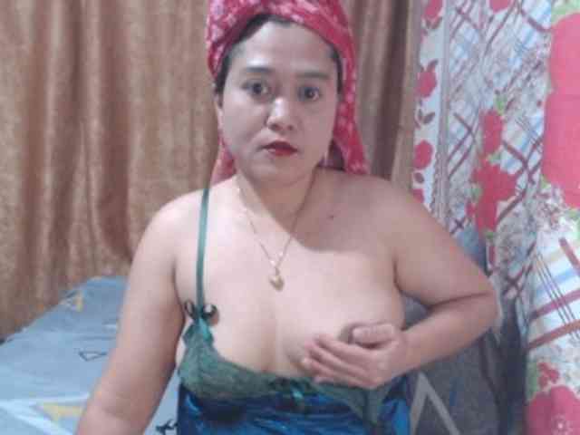 Precious0088 webcam