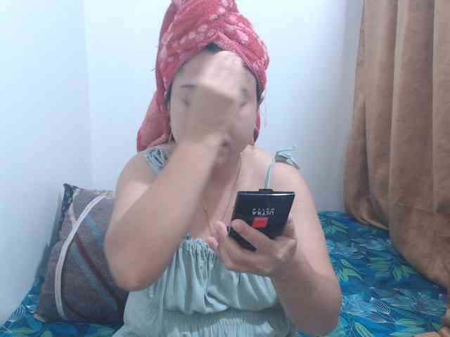Precious0088 Live Webcam on BongaCams