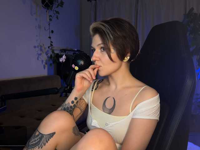 bySOVA live cam on BongaCams