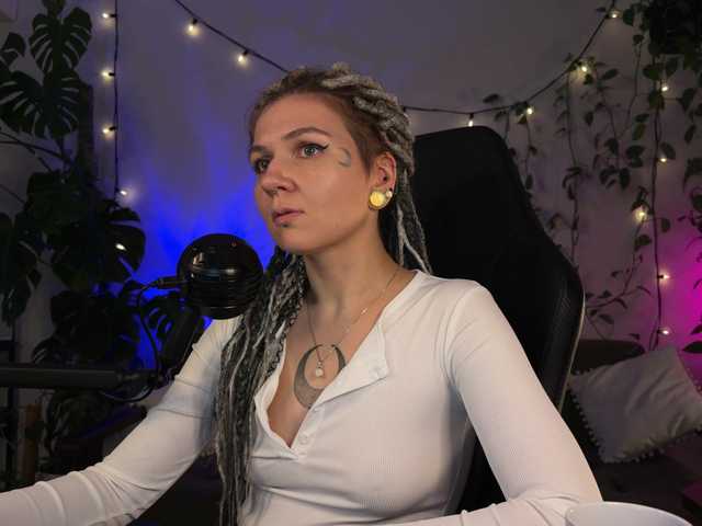 bySOVA live cam on BongaCams