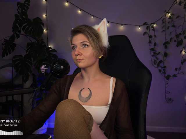 bySOVA live webcam show