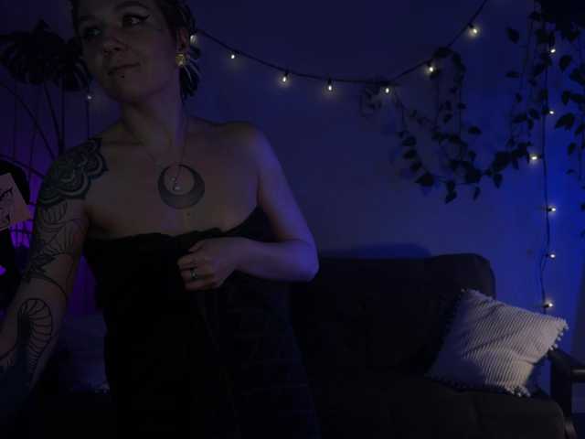 bySOVA's BongaCams show and profile