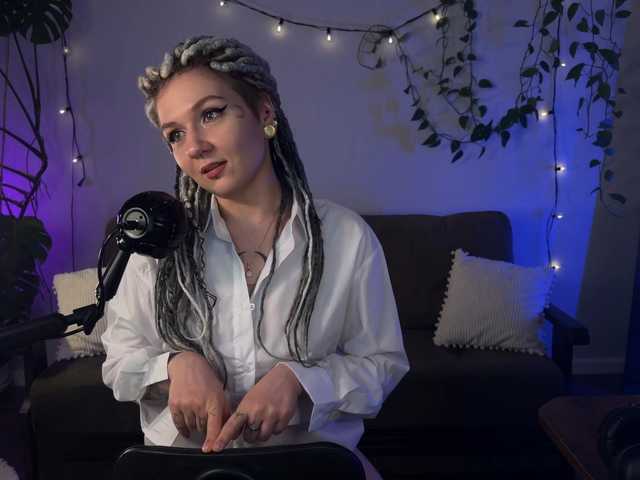 bySOVA's BongaCams show and profile