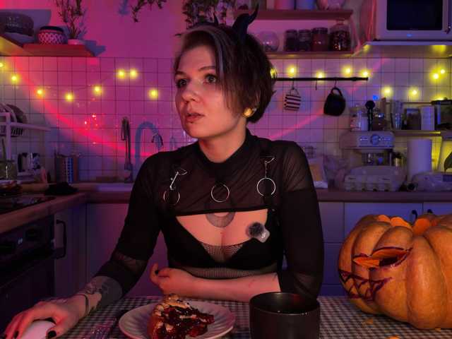 SOVA_tut live cam on BongaCams