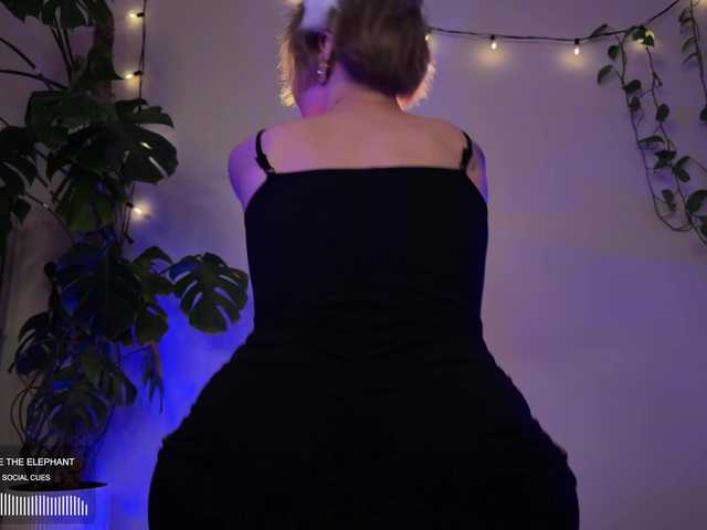 bySOVA live webcam show